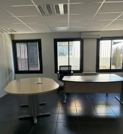 Vente À vendre – Entrepôt logistique de 7 356 m² à Châteauneuf-sur-Loire – Loiret (45)