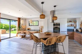 Vente Maison contemporaine avec piscine