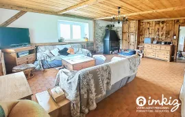 Vente Ferme de 1826 rénovée + Mazot aménagé, 3'800m2