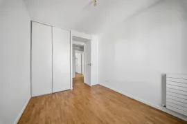 Vente Appartement 3 pièces avec terrasse - Suresnes