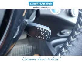 Voiture TOYOTA Yaris III Ph3 100h Collection 5p