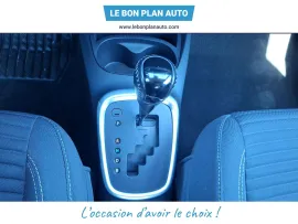 Voiture TOYOTA Yaris III Ph3 100h Collection 5p