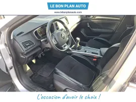 Voiture RENAULT Megane IV (BFB) Ph1 TCe 130 egy Intens