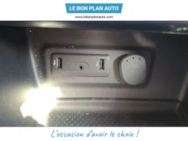 Voiture RENAULT Megane IV (BFB) Ph1 TCe 130 egy Intens
