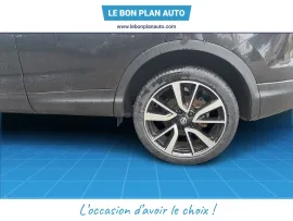 Voiture NISSAN Qashqai II (J11) Ph1 1.2L DIGT 115 Tekna