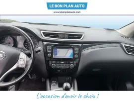 Voiture NISSAN Qashqai II (J11) Ph1 1.2L DIGT 115 Tekna
