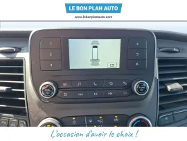 Voiture FORD Transit Custom Kombi 320 L2H2 2.0 EcoBlue 130 Trend Business