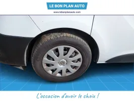 Voiture RENAULT Trafic III (F82) Ph2 L1H1 1000 2.0 dCi 145ch Energ