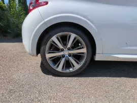 Voiture PEUGEOT 208 I Ph1 1.6 THP XY 3p