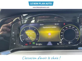 Voiture VOLKSWAGEN Golf VIII Ph1 2.0 TDI SCR 150ch  Style 1st DSG7