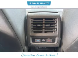Voiture VOLKSWAGEN Golf VIII Ph1 2.0 TDI SCR 150ch  Style 1st DSG7