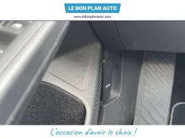 Voiture VOLKSWAGEN Golf VIII Ph1 2.0 TDI SCR 150ch  Style 1st DSG7
