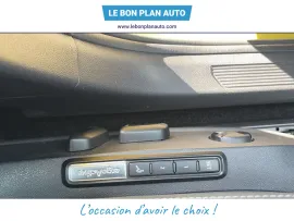 Voiture VOLKSWAGEN Golf VIII Ph1 2.0 TDI SCR 150ch  Style 1st DSG7
