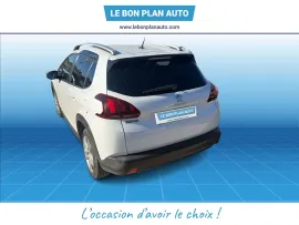 Voiture PEUGEOT 2008 I Ph2 1.2 PTech 82 E6.c Signature S&S