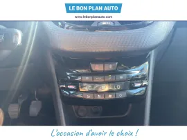Voiture PEUGEOT 2008 I Ph2 1.2 PTech 82 E6.c Signature S&S