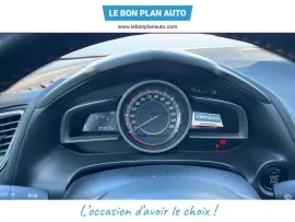 Voiture MAZDA Mazda 3 III Ph2 1.5 SKYACTIVD 105 Elégance