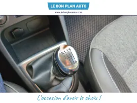 Voiture RENAULT Captur I (J87) Ph2 1.3 TCe 130 FAP Intens