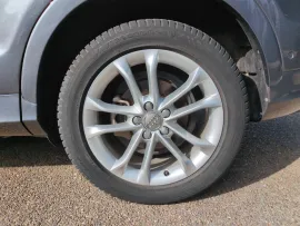 Voiture AUDI Q3 I Ph1 2.0 TDI 177 Attraction qto Stro