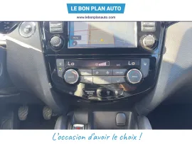 Voiture NISSAN Qashqai II (J11) Ph1 1.6 dCi 130 N-Connecta AM