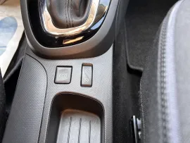 Voiture RENAULT Captur I (J87) Ph1 TCe 120 Intens EDC