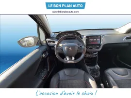 Voiture PEUGEOT 208 I Ph2 1.2 PTech 110 GTLine S&S BA6 5cv 5p