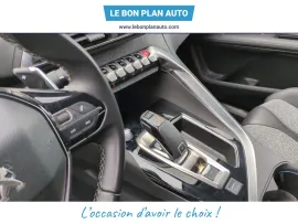 Voiture PEUGEOT 3008 Puretech 130ch S&S EAT8 Allure