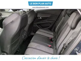 Voiture PEUGEOT 3008 Puretech 130ch S&S EAT8 Allure