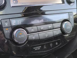 Voiture NISSAN Qashqai II (J11) Ph1 1.2L DIGT 115 Connect Ed