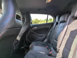 Voiture MERCEDES GLA 220 d 170 Fascination 7G-DCT