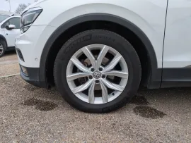 Voiture VOLKSWAGEN Tiguan II Ph1 2.0 TDI 150 Confortline Bus DSG