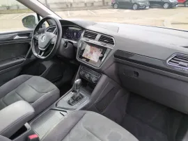Voiture VOLKSWAGEN Tiguan II Ph1 2.0 TDI 150 Confortline Bus DSG