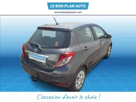 Voiture TOYOTA Yaris III Ph1 90 D-4D Dynamic 5p
