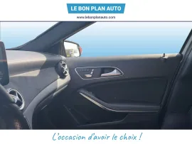 Voiture MERCEDES-BENZ Classe A III (W176) Ph2 200 WhiteArt Edition 7G-DC