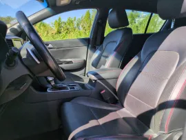 Voiture KIA Carens II Ph1 2.0 CRDI140 Sport