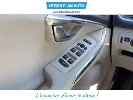 Voiture VOLVO V40 II Ph1 Evo T2 122 Momentum Gtro