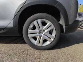 Voiture PEUGEOT 2008 I Ph2 1.5 BHDi 100 E6.c Signature S&S 86g