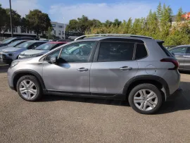 Voiture PEUGEOT 2008 I Ph2 1.5 BHDi 100 E6.c Signature S&S 86g
