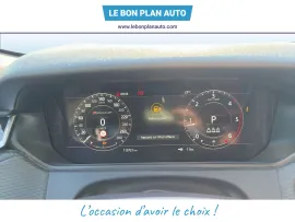 Voiture LAND-ROVER Range Rover Velar I Ph1 3.0D V6 300 R-Dynamic SE A
