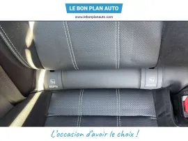 Voiture LAND-ROVER Range Rover Velar I Ph1 3.0D V6 300 R-Dynamic SE A