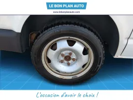 Voiture VOLKSWAGEN Transporter Fg V (T5) Ph2 2.8T L1H1 2.0 TDI 180 4M