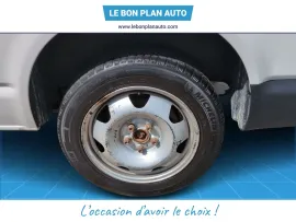 Voiture VOLKSWAGEN Transporter Fg V (T5) Ph2 2.8T L1H1 2.0 TDI 180 4M