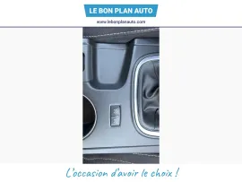Voiture RENAULT Megane IV (BFB) Ph1 1.5 Blue dCi 115 Business