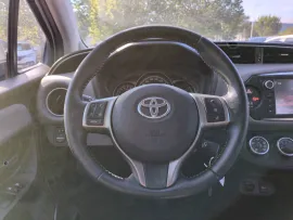 Voiture TOYOTA Yaris III Ph2 69 VVT-i France 5p