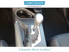 Voiture TOYOTA RAV4 IV Ph2 197 Hybride Dynamic 2WD CVT
