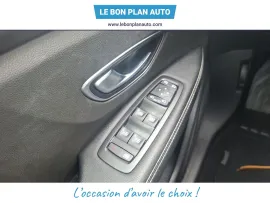Voiture RENAULT Scenic TCe 140 FAP Intens