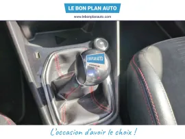 Voiture FORD Fiesta V Ph1 1.5 EcoB 200 ST-Plus 3p E6.2