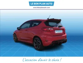 Voiture FORD Fiesta V Ph1 1.5 EcoB 200 ST-Plus 3p E6.2