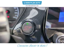 Voiture FORD Fiesta V Ph1 1.5 EcoB 200 ST-Plus 3p E6.2