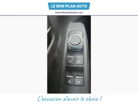 Voiture FORD Kuga II Ph1 2.0 TDCi 150 Titanium 4x4