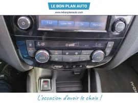 Voiture NISSAN Qashqai II (J11) Ph1 1.2L DIGT 115 Tekna